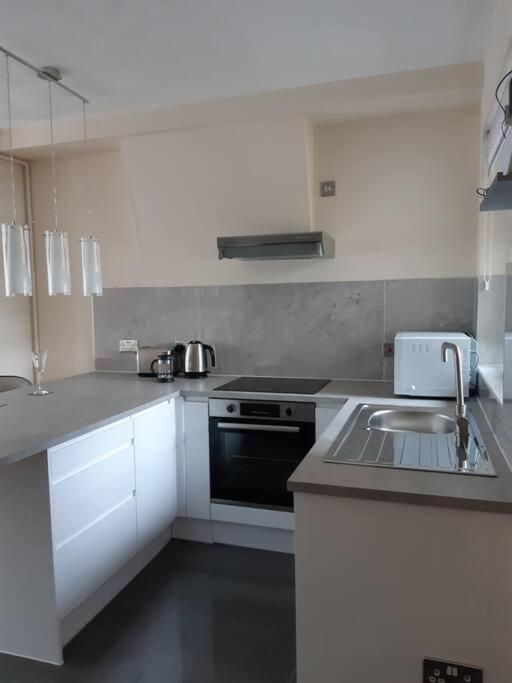 Charming Mid Terrace Cottage Конві Екстер'єр фото